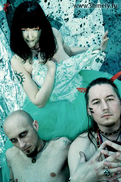 Фото после съёмок клипа В живых играют мертвецы